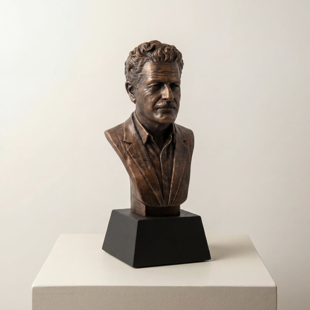 Nazım Hikmet Bust
