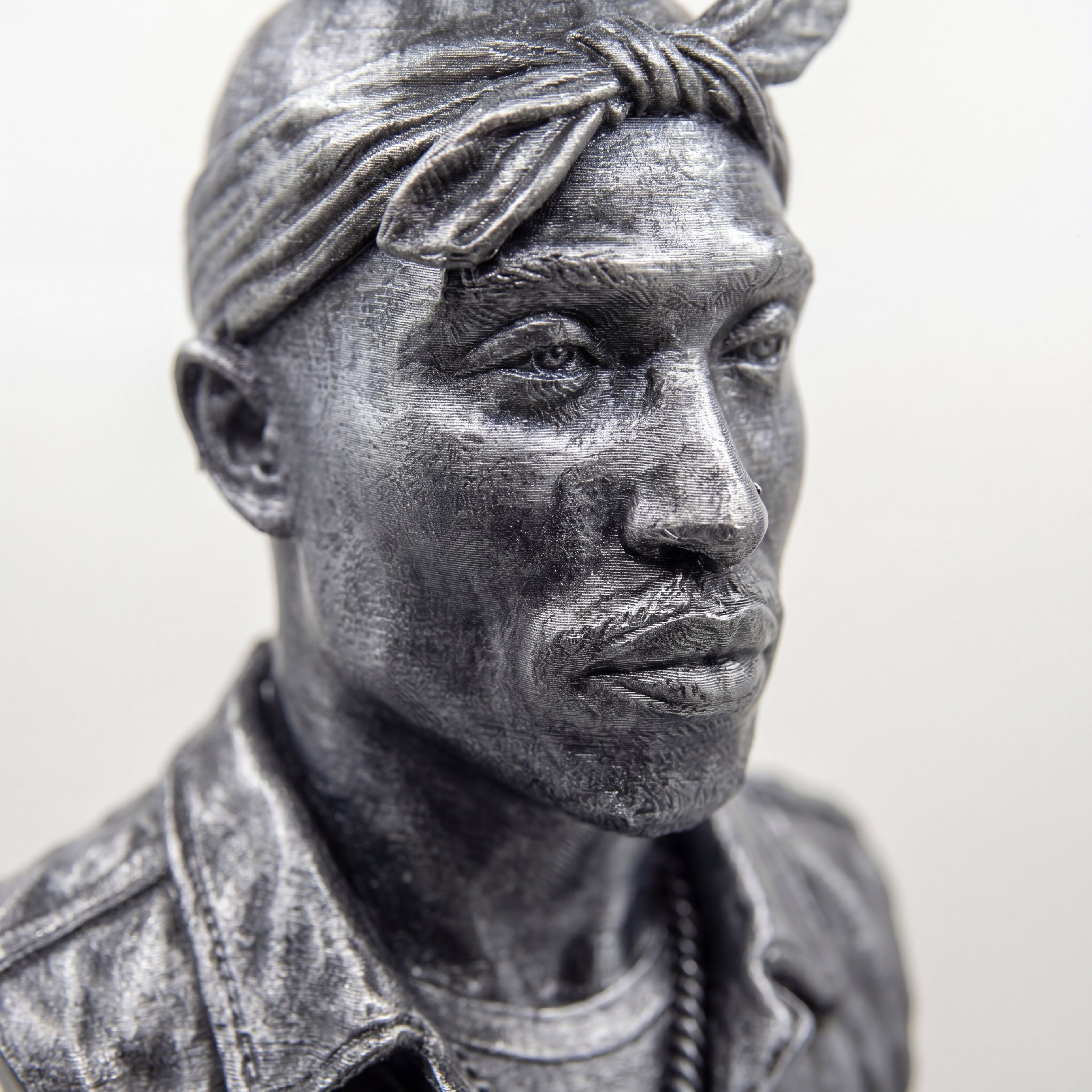Tupac Shakur Bust